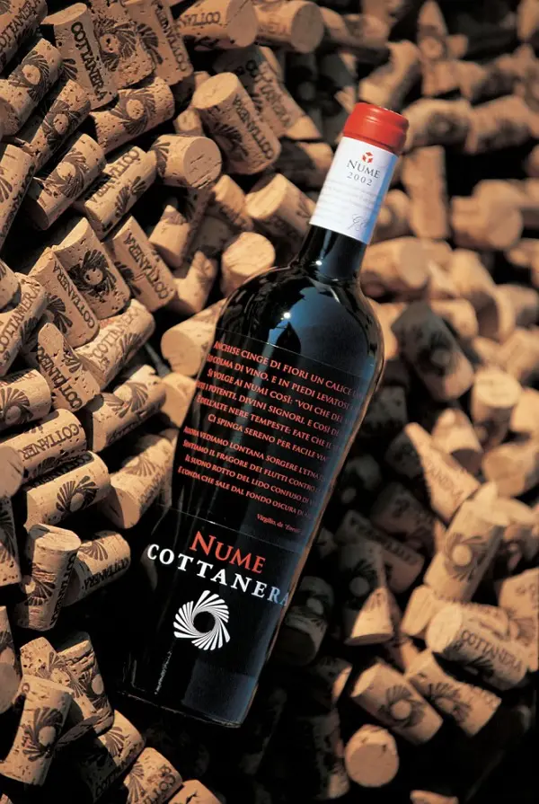 castiglione-di-sicilia-wijn-cottanera