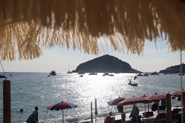 vespa-tocht-verrassend-eiland-ischia-18