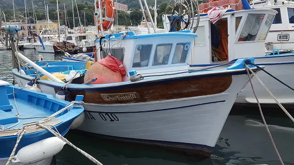 vespa-tocht-verrassend-eiland-ischia-29