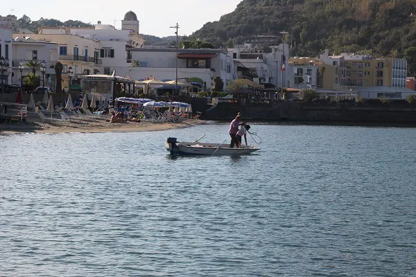 vespa-tocht-verrassend-eiland-ischia-31