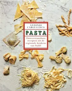 Antonio-Carluccio-pasta-kookboek