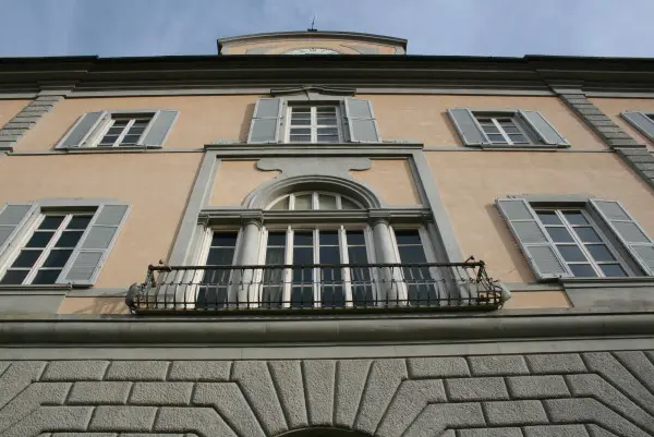 Bagni-di-Pisa-Palace (3)