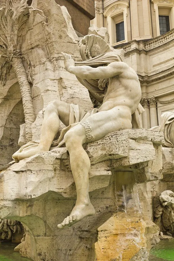Bernini-fontein-Piazza-Navona-Rome-detail