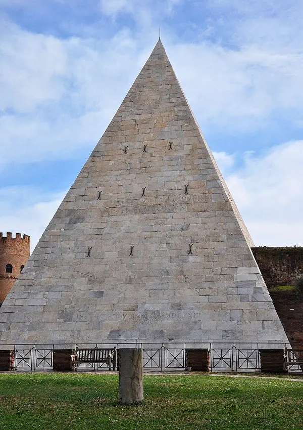 Campo-Cestio-Testaccio-kerkhof (2)