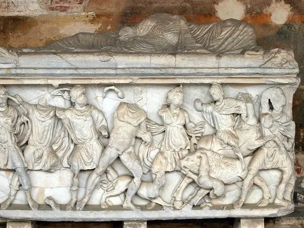 Campo-Santo-kerkhof-Campo-dei-Miracoli-Pisa (12)
