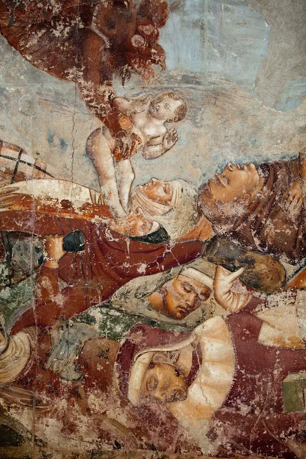 Campo-Santo-kerkhof-Campo-dei-Miracoli-Pisa (8)
