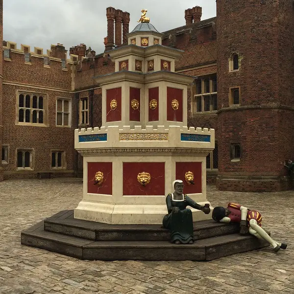 Canaletto-Hampton-Court-Londen (9)