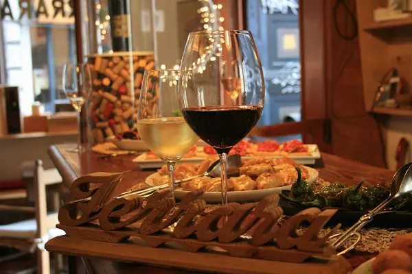 Enoteca-Ferrara (1)