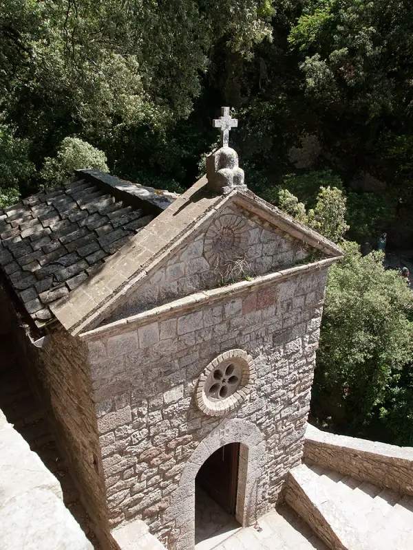 Eremo-delle-Carceri-Franciscus-Assisi-Umbrie (1)