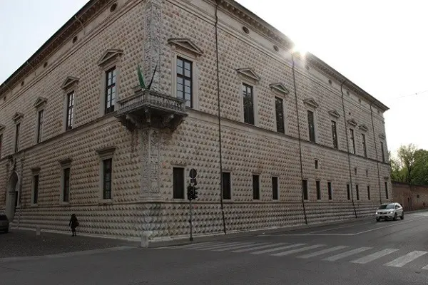 Ferrara-Palazzo-dei-Diamanti