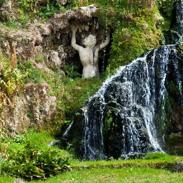 Fontana-della-Rometta-Villa-Este-Tivoli-3
