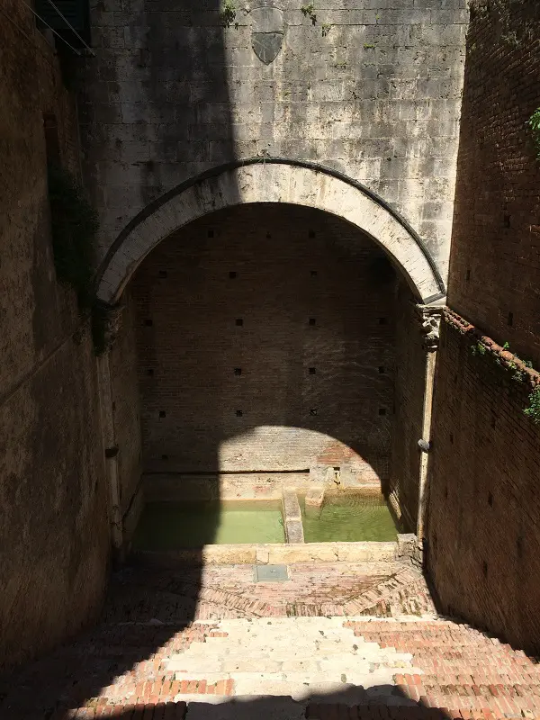 Fonte-del-Casato-Siena