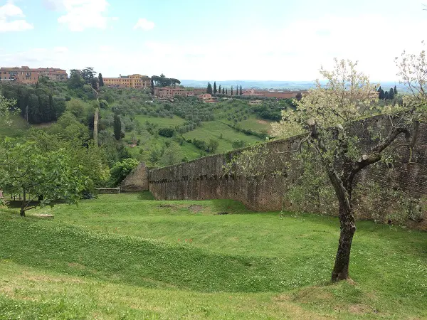 Fonte-delle-Monache-Siena (2)