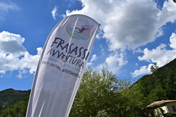 Frasassi-Avventura-klimpark-Le-Marche (1)
