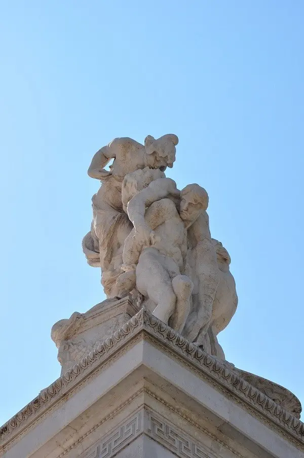 From-Rome-with-love-kus-Vittoriano