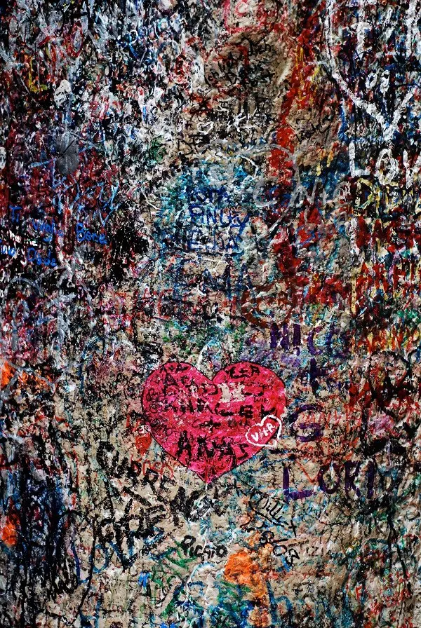 From-Verona-with-Love-Romeo-Julia (3)