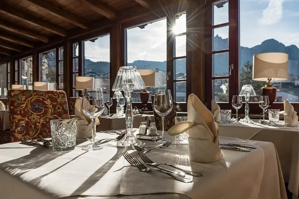 Hotel-Villa-Kastelruth-Zuid-Tirol-Dolomieten-Italië (19)