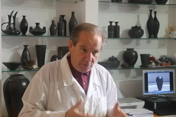 Italian-Stories-Antonio-Rossi-Gubbio-pottenbakker (2)