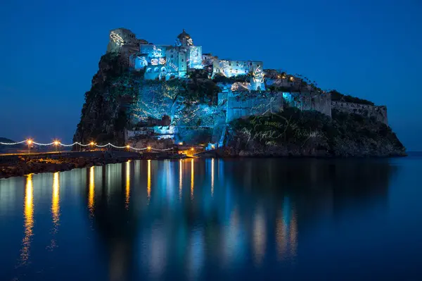 Italy-by-night-3