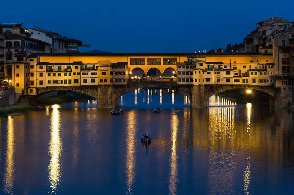 Italy-by-night-7