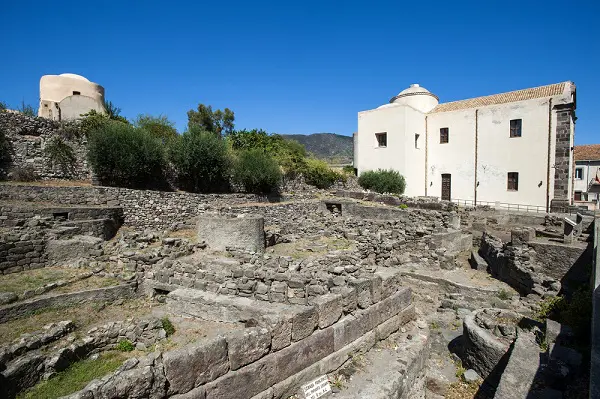 Lipari-castello-museum (1)
