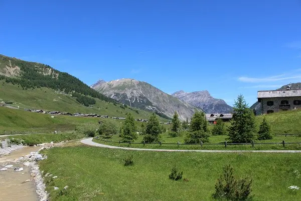 Livigno-mountainbiken-bergen (3)