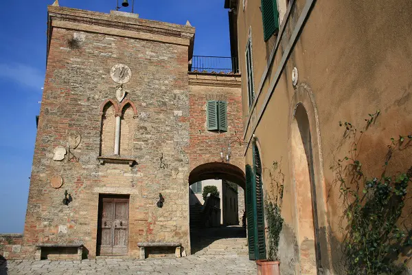 Lucignanello-borgo-details (1)