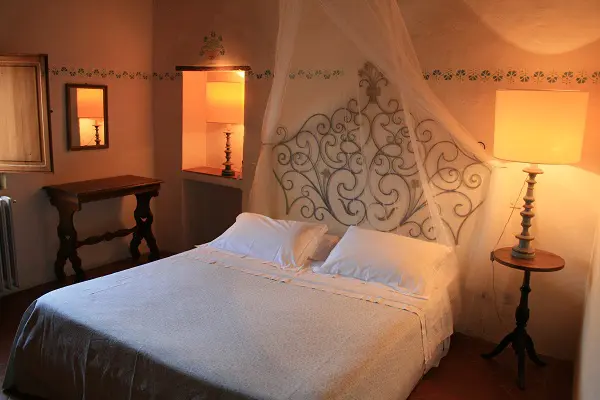 Lucignanello-borgo-slaapkamer