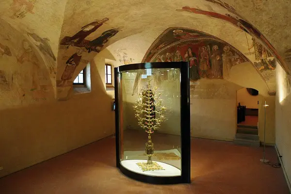 Lucignano-Albero-Amore