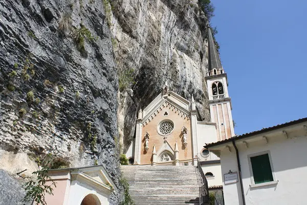 Madonna-della-Corona-Garda (2)