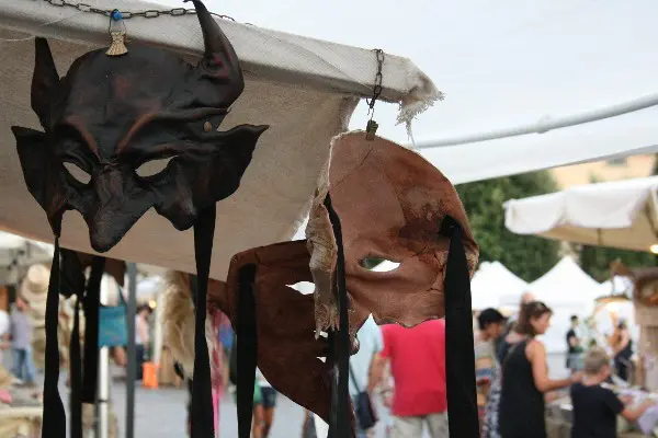 Mercantia-theater-festival-Certaldo-Toscane-1 (1)