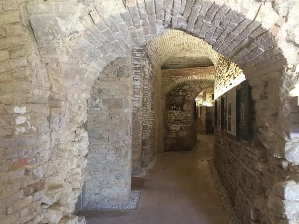 Museo-in-Grotta-Cupramontana-Le-Marche (3)