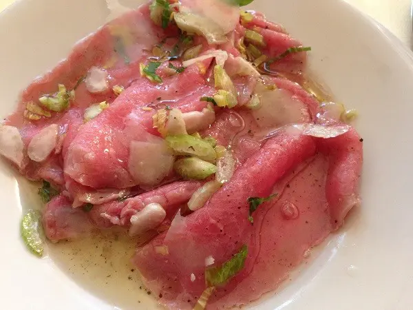 Olmo-Gentile-carne-cruda