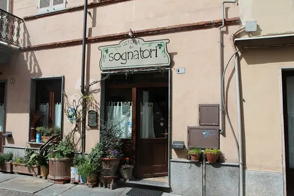 Osteria-dei-Sognatoria-Alba-Piemonte (1)
