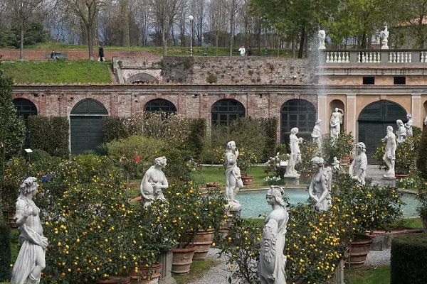 Palazzo-Pfanner-Lucca (5)