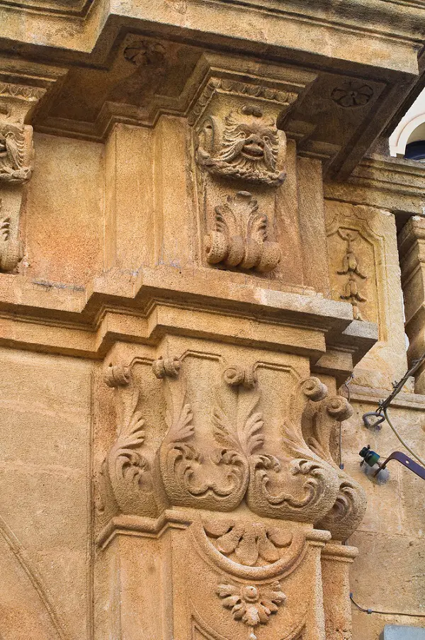 Palazzo-Villani-Presicce-Puglia (2)