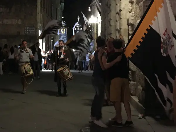 Palio-augustus-2016-Lupa-cappotto (3)