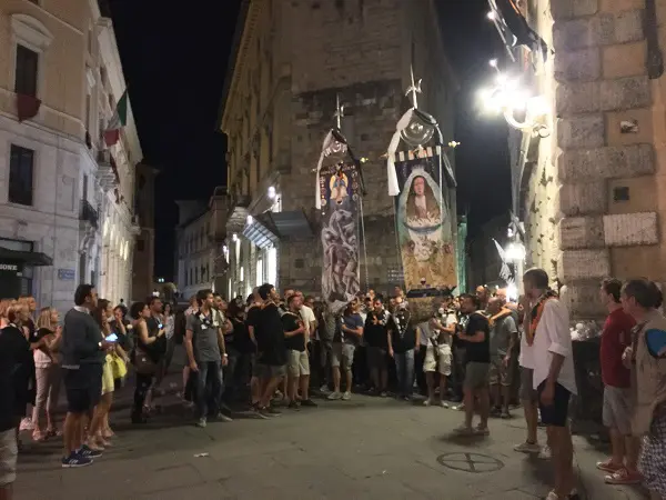 Palio-augustus-2016-Lupa-cappotto (6)