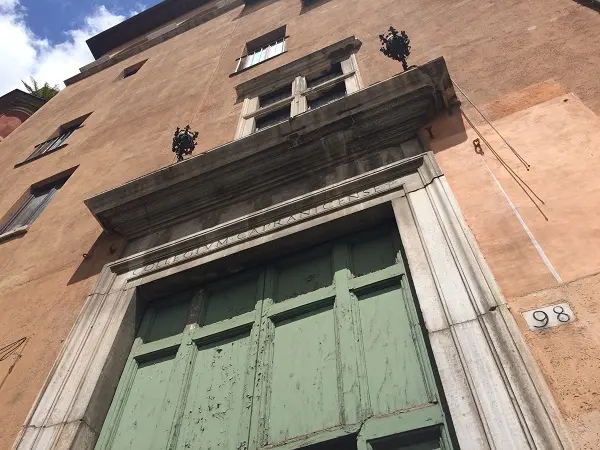 Piazza-Capranica-Rome (2)