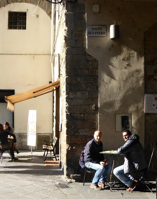 Piazza-San-Pier-Maggiore-Florence (5)