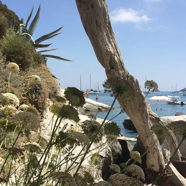 Ponza-Spiaggia-Frontone-strand (2)