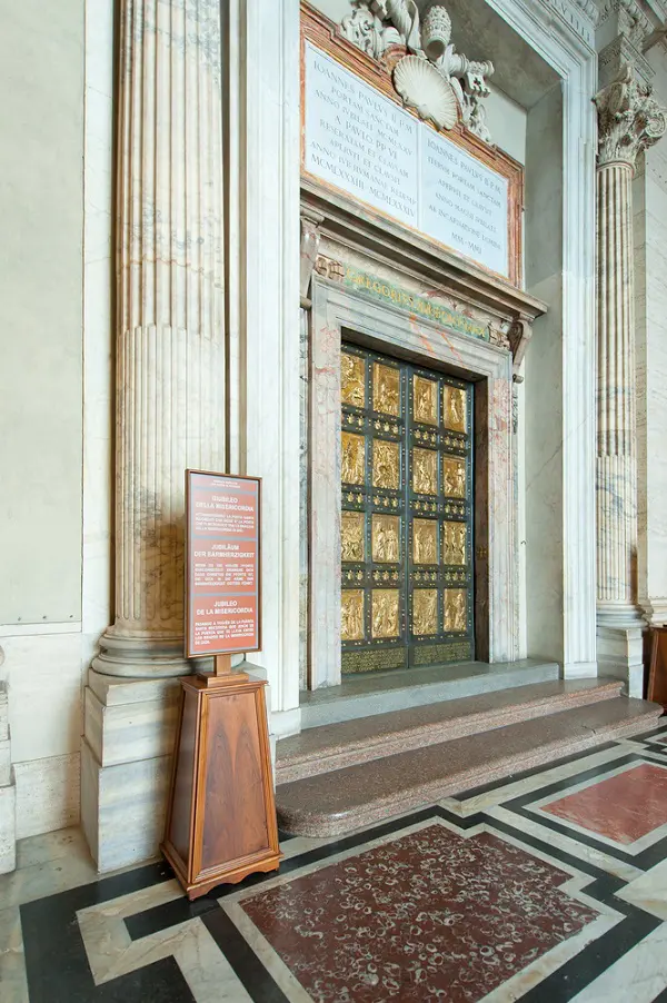 Porta-Santa-Heilige-Deur-Sint-Pieter (3)