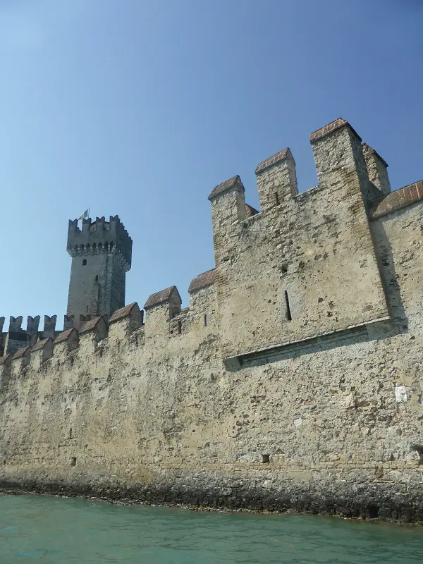 Rocca-Scaligera-Sirmione-Gardameer (1a)