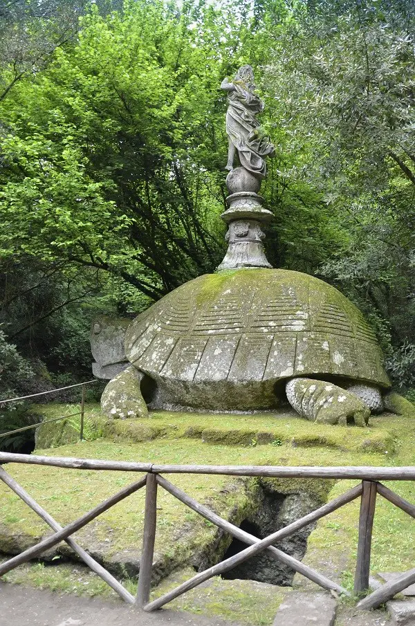 The Turtle, Bomarzo