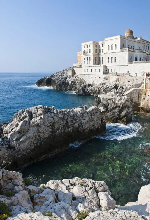 Santa-Cesarea-Terme-Puglia
