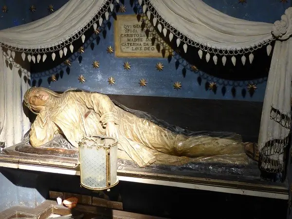 Santa-Maria-della-Scala-Siena (27)