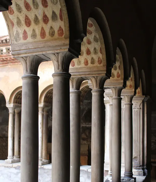 Santi-Quattro-Coronati-Rome (1)
