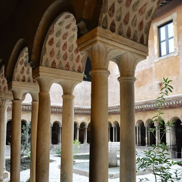 Santi-Quattro-Coronati-Rome (2)