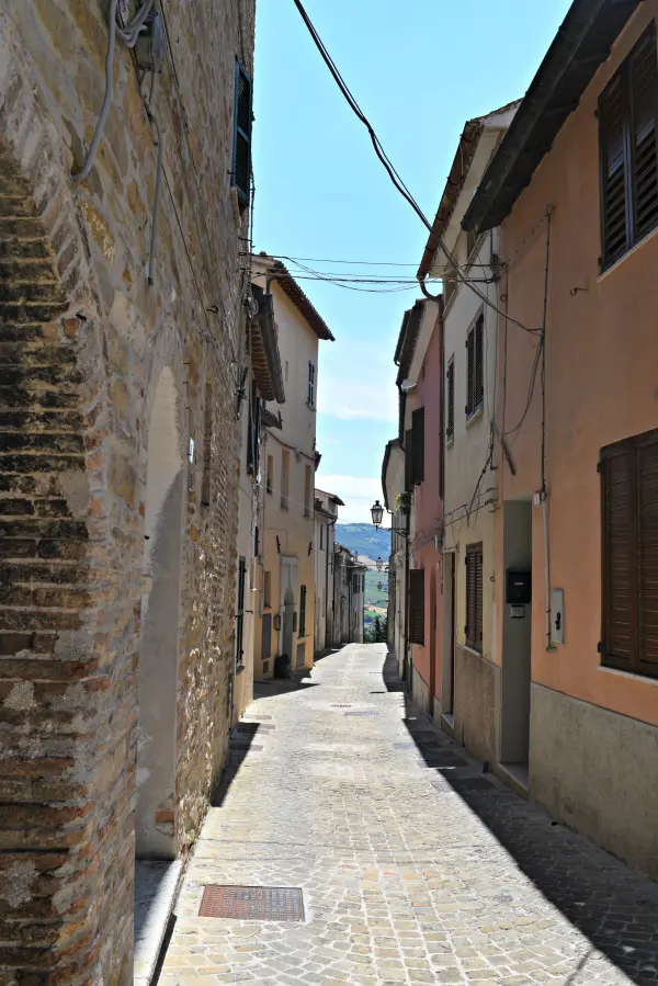 Serra-San-Quirico-Le-Marche (21)