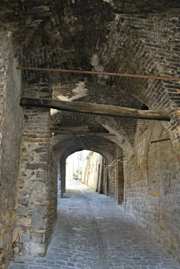 Serra-San-Quirico-Le-Marche (5)